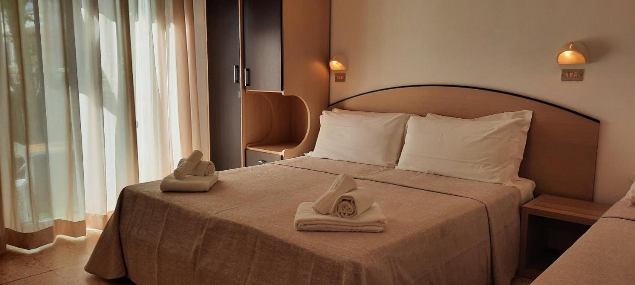 B&B Hotel Serenita Беллария-Иджеа-Марина Экстерьер фото