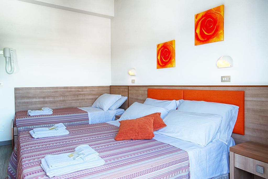 B&B Hotel Serenita Беллария-Иджеа-Марина Экстерьер фото