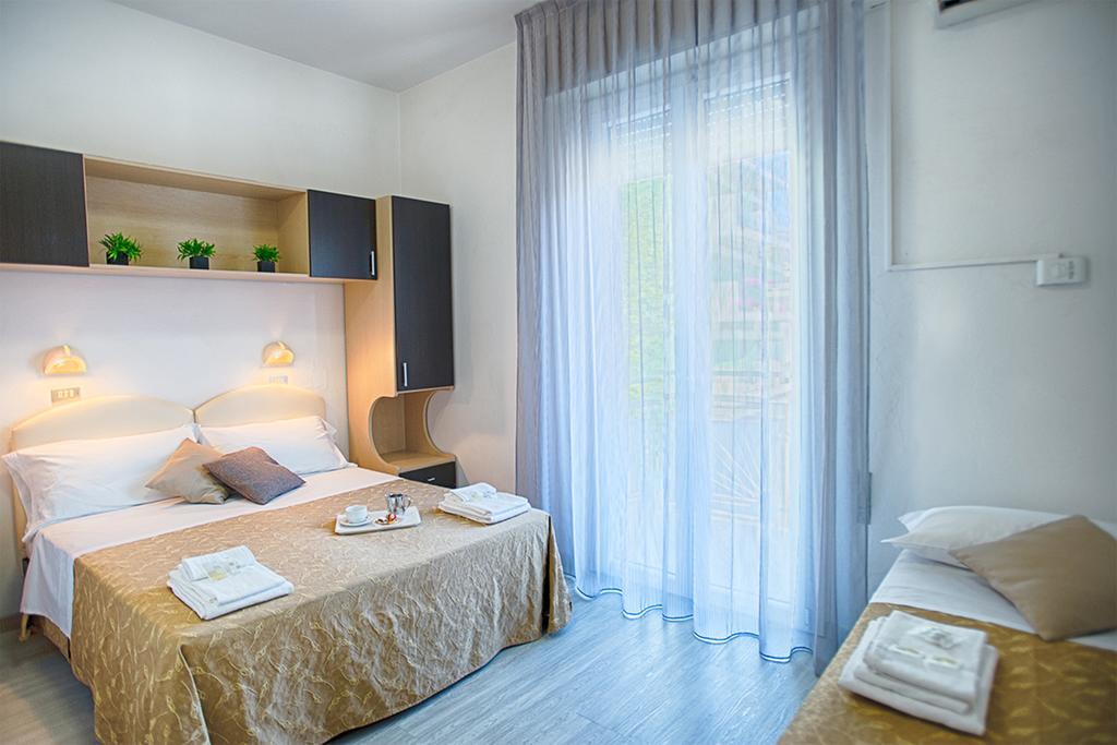 B&B Hotel Serenita Беллария-Иджеа-Марина Экстерьер фото