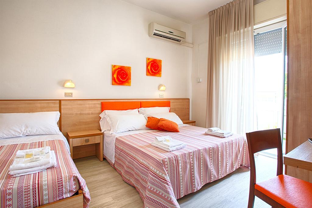 B&B Hotel Serenita Беллария-Иджеа-Марина Экстерьер фото